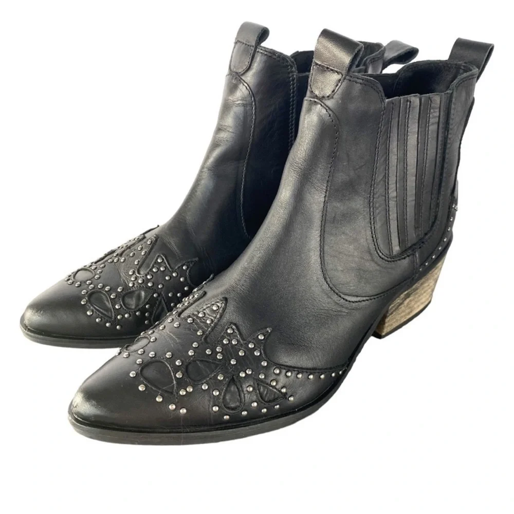 Matisse Amuse Society Back Stage Western Ankle Booties Womens 6M Black Studded
